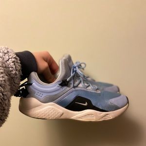 Blue Air Huarache City Move